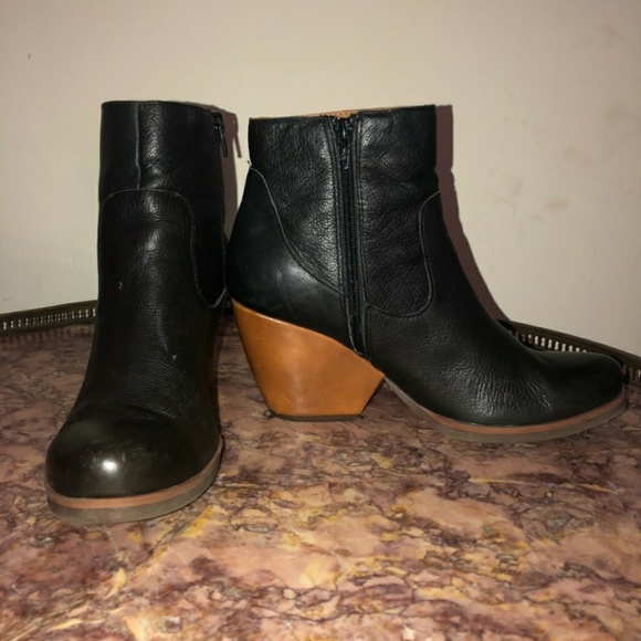 kork ease michelle bootie